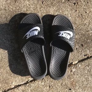 Nike Benassi Woman’s Slide